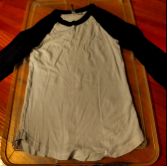 Black baseball tee - Picture 1 of 2